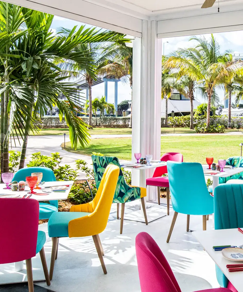 Carnivale Bahamas - mobile version