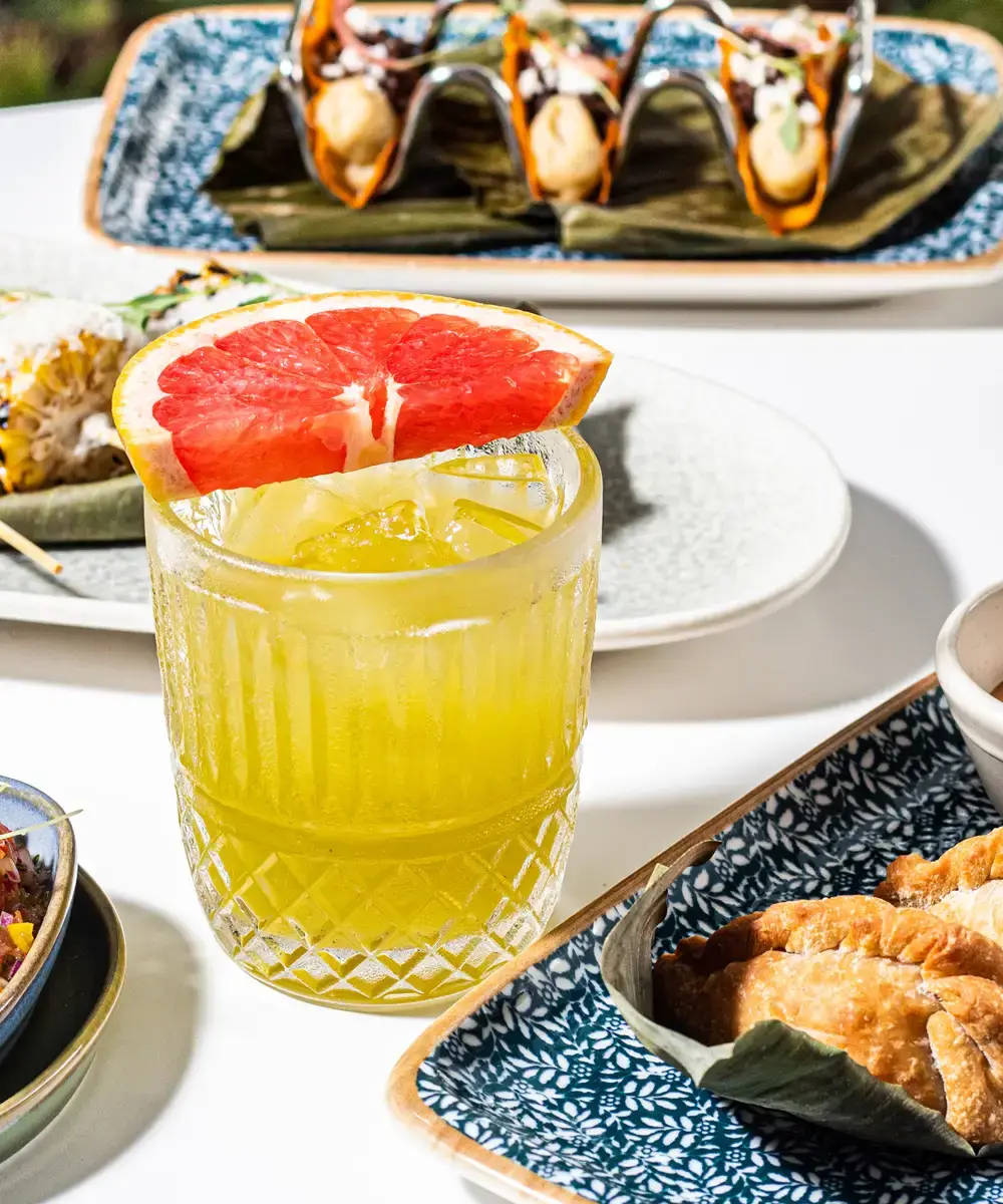 Carnivale Bahamas - mobile version